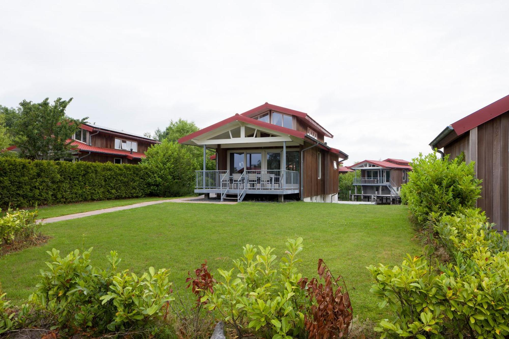 Summio Waterpark Zwartkruis Hotel Noordbergum Exterior photo